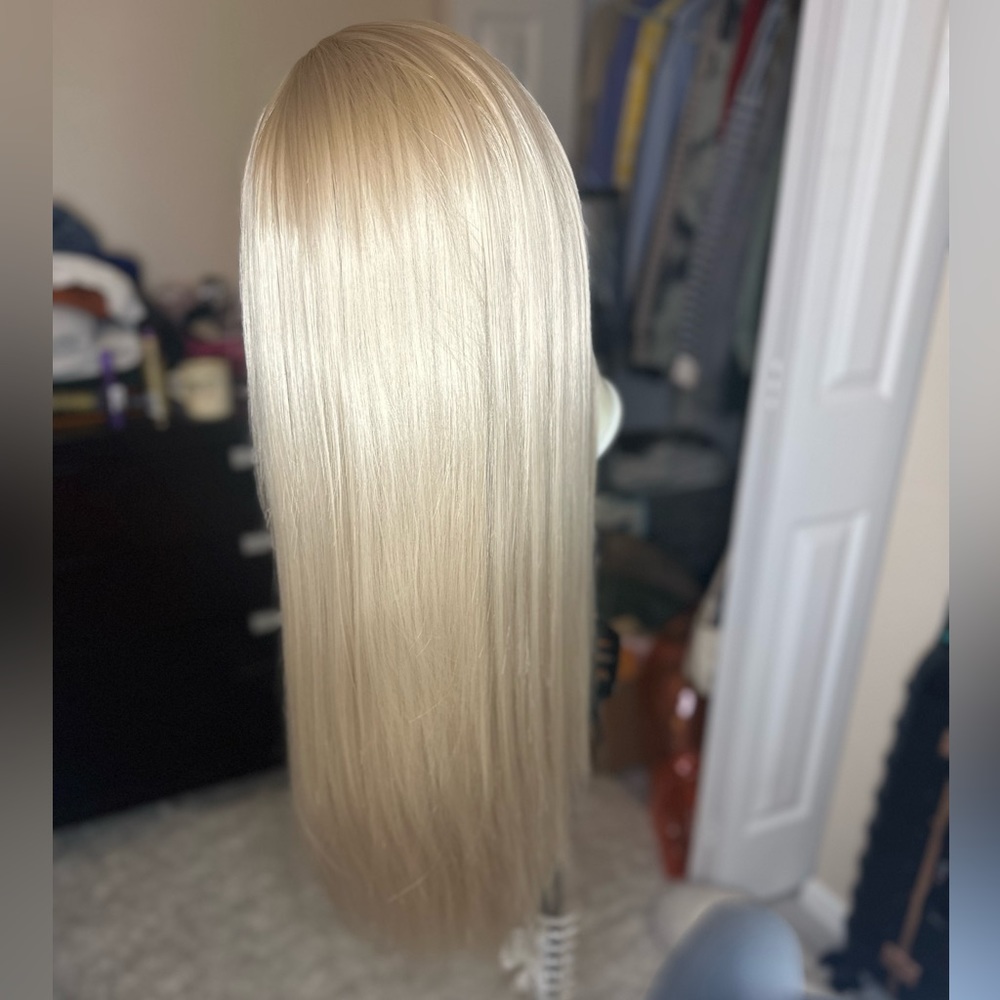 MY PERSONAL FAV—KHALEESI 30 INCH LACE FRONT SILKY STRAIGHT BLONDE WIG